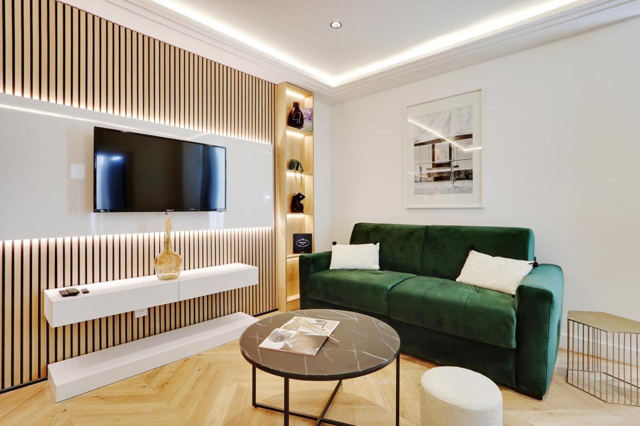 Off Majesti Upper Marais Apartment- Rue Du Faubourg Saint-Martin Paris Exteriör bild